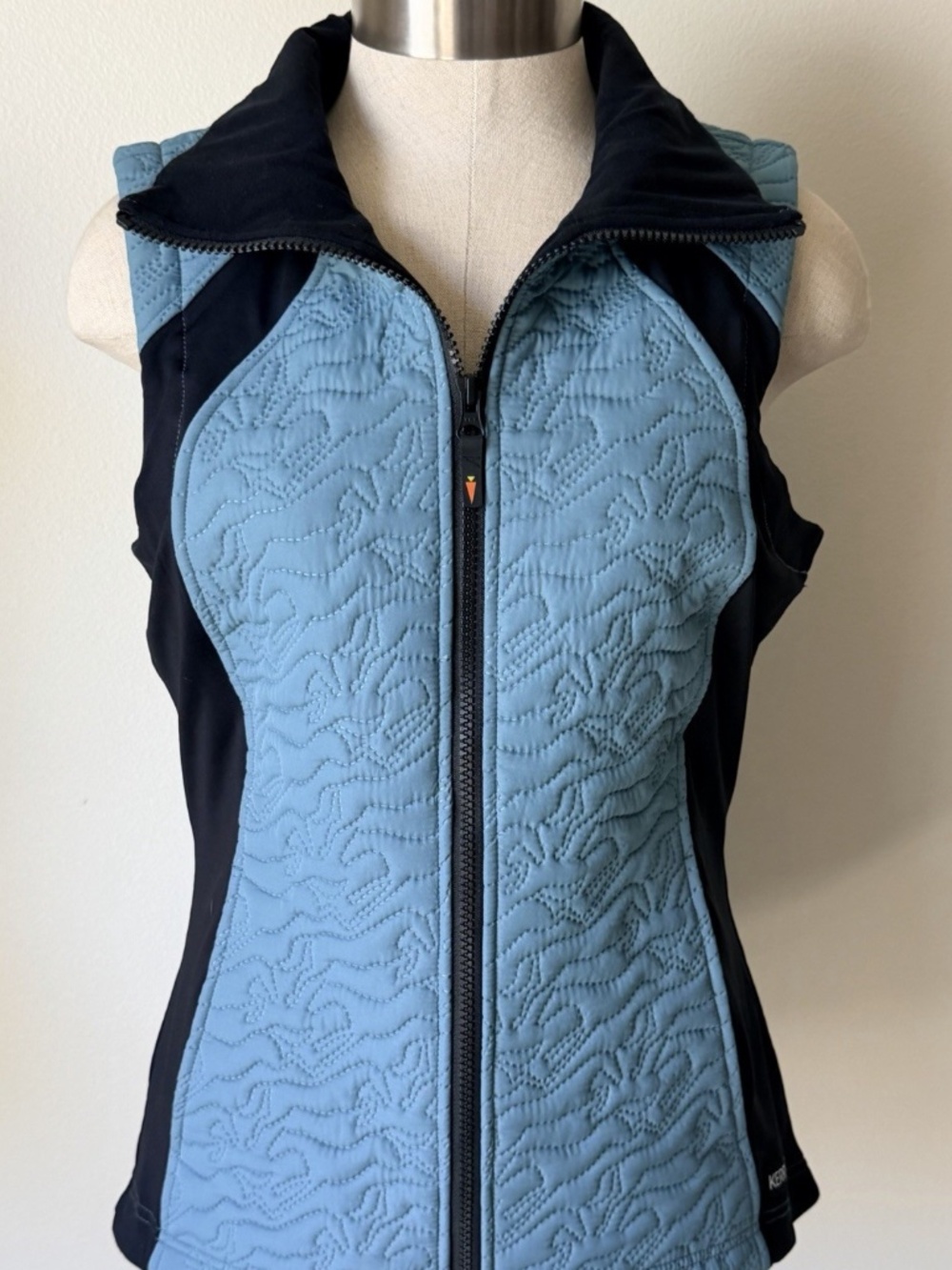Kerrits Unbridled Horse Quilted Vest Blue Black Size S